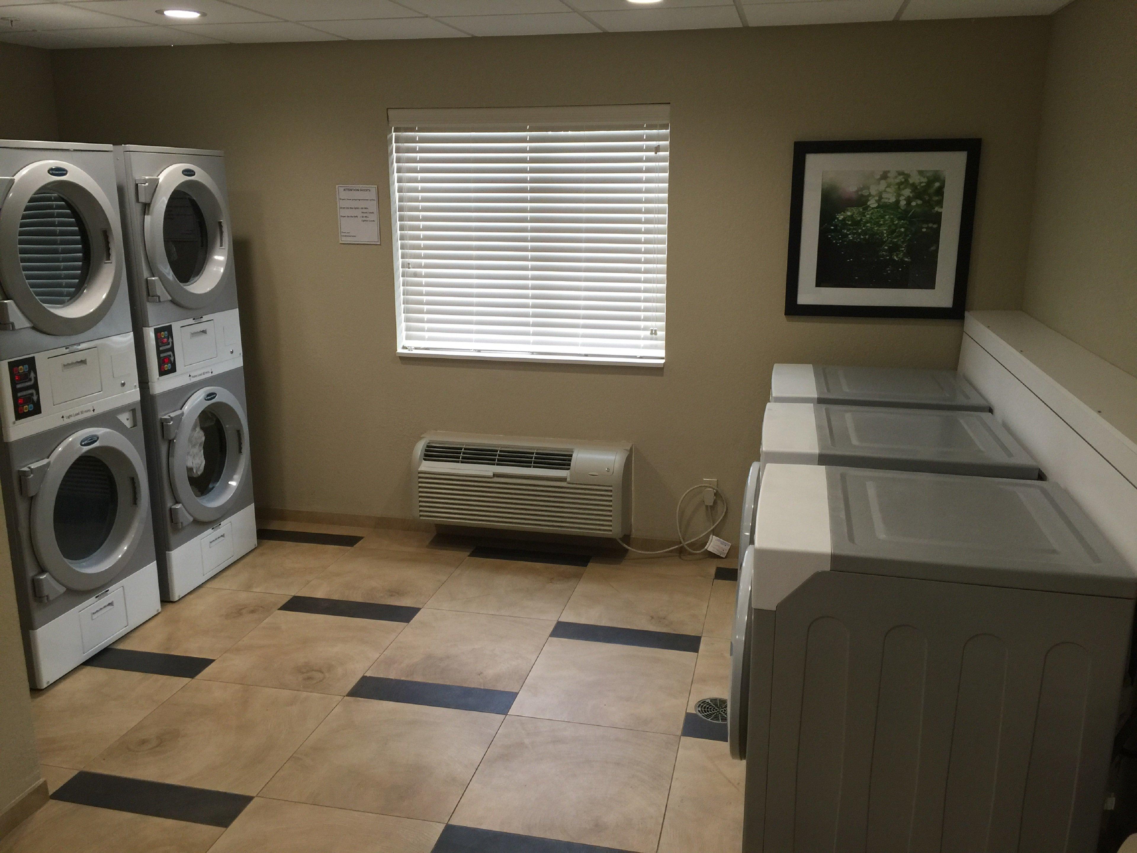 Candlewood Suites Woodward By Ihg Экстерьер фото